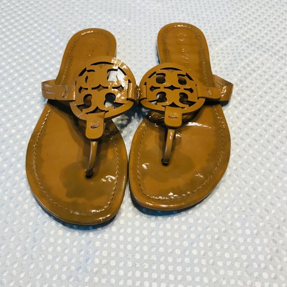 Tory Burch Miller patent leather sandals - Picture 4 of 15